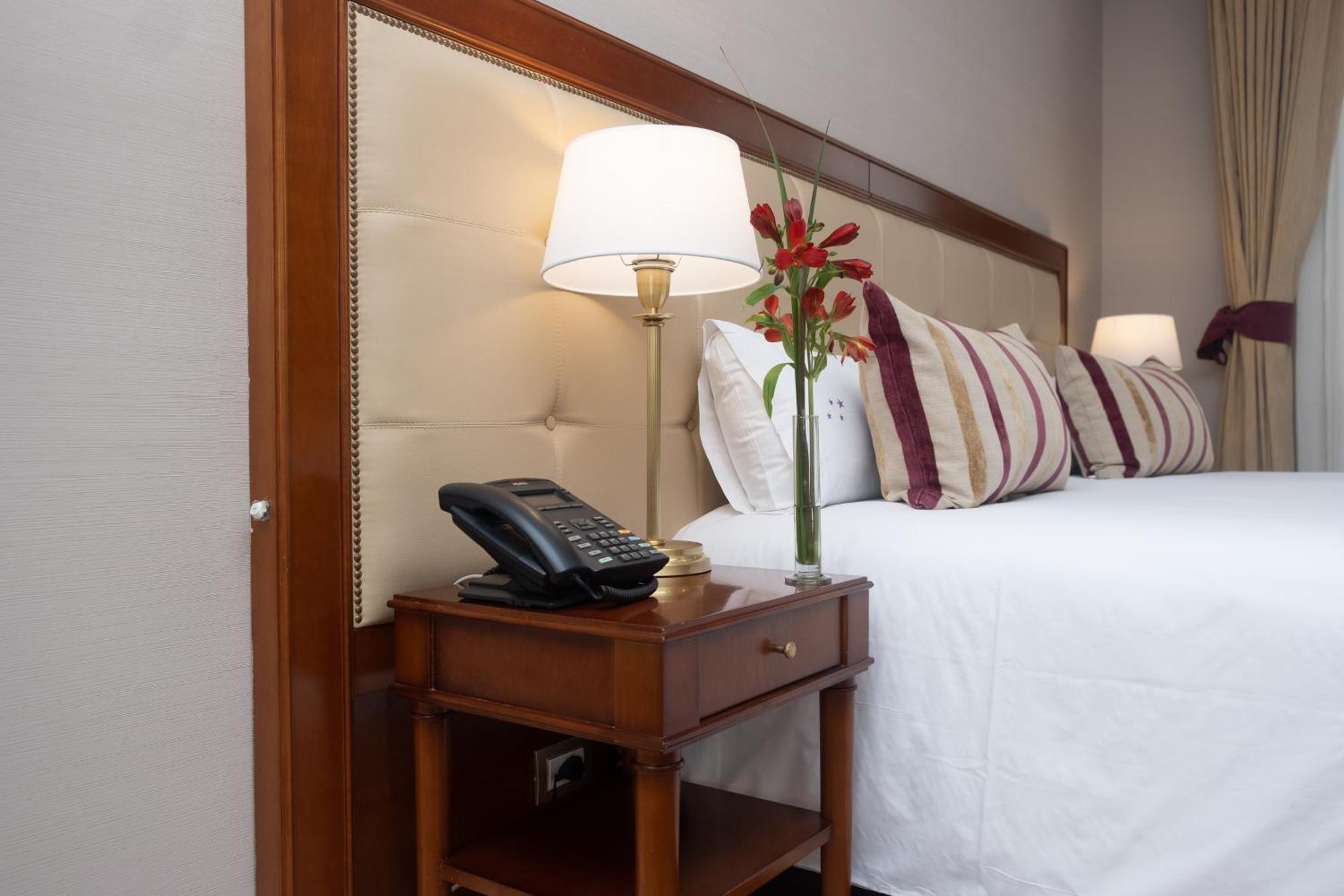 Hotel Intersur Recoleta บัวโนสไอเรส ภายนอก รูปภาพ