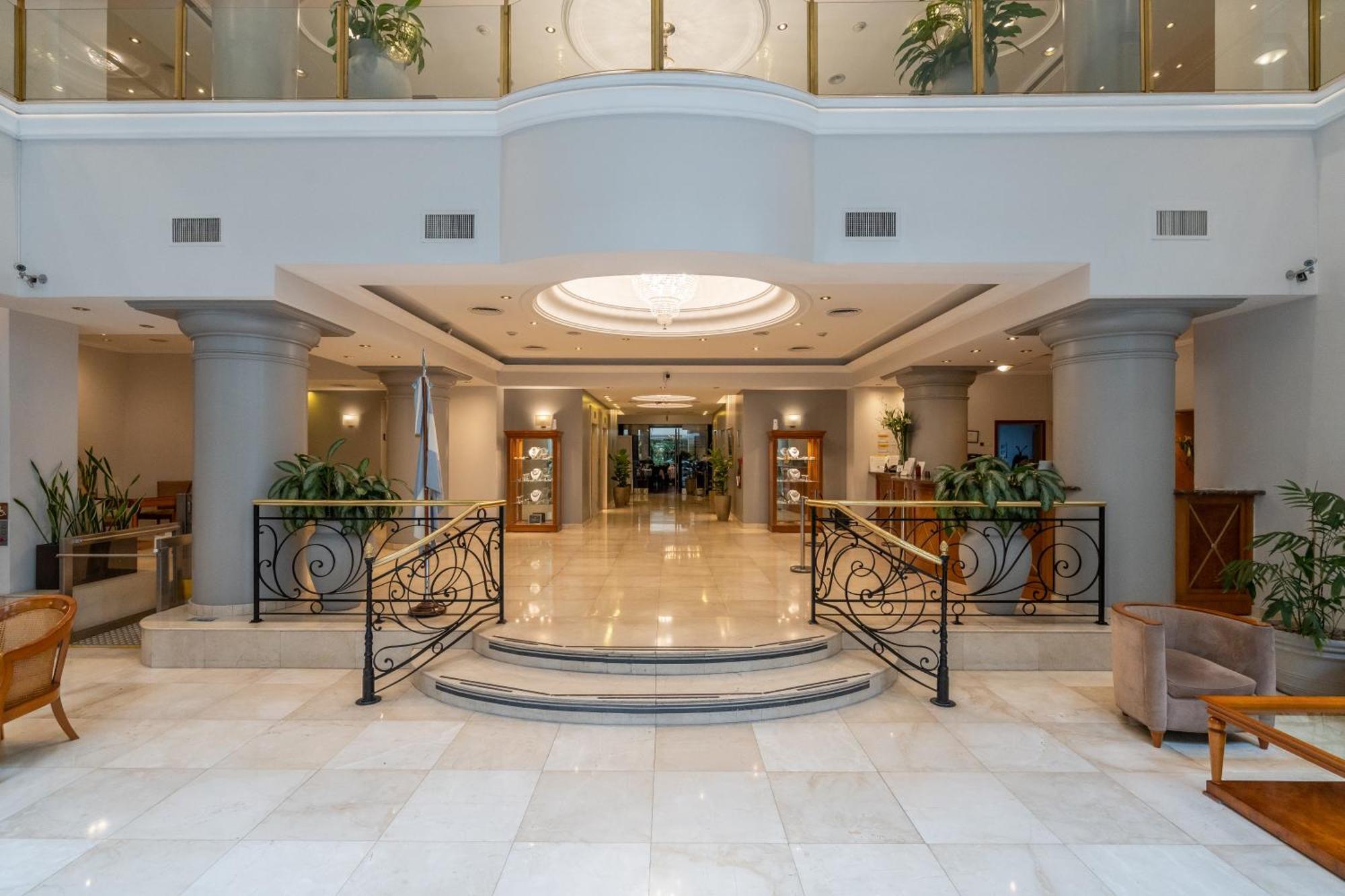 Hotel Intersur Recoleta บัวโนสไอเรส ภายนอก รูปภาพ