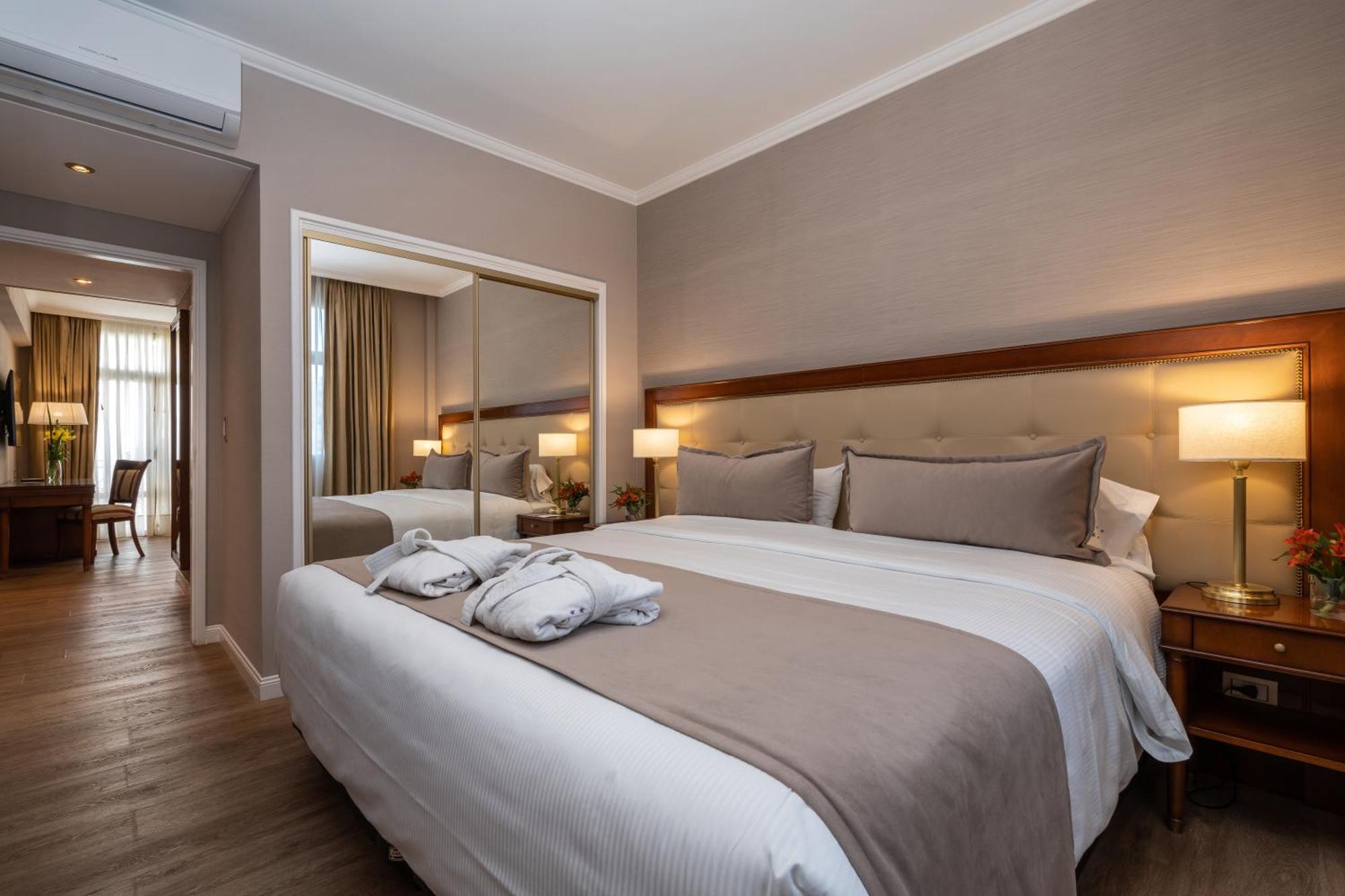 Hotel Intersur Recoleta บัวโนสไอเรส ภายนอก รูปภาพ