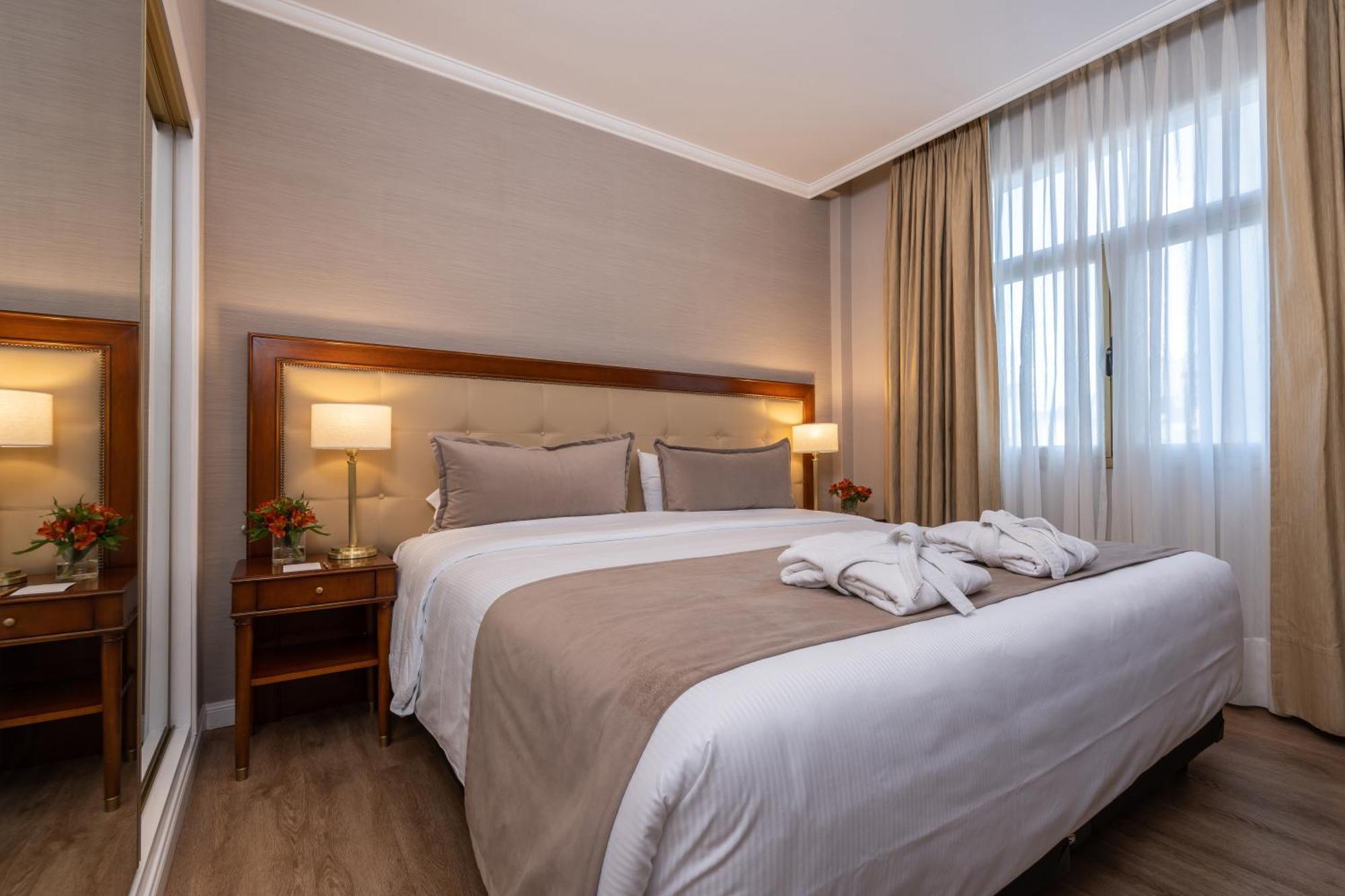Hotel Intersur Recoleta บัวโนสไอเรส ภายนอก รูปภาพ