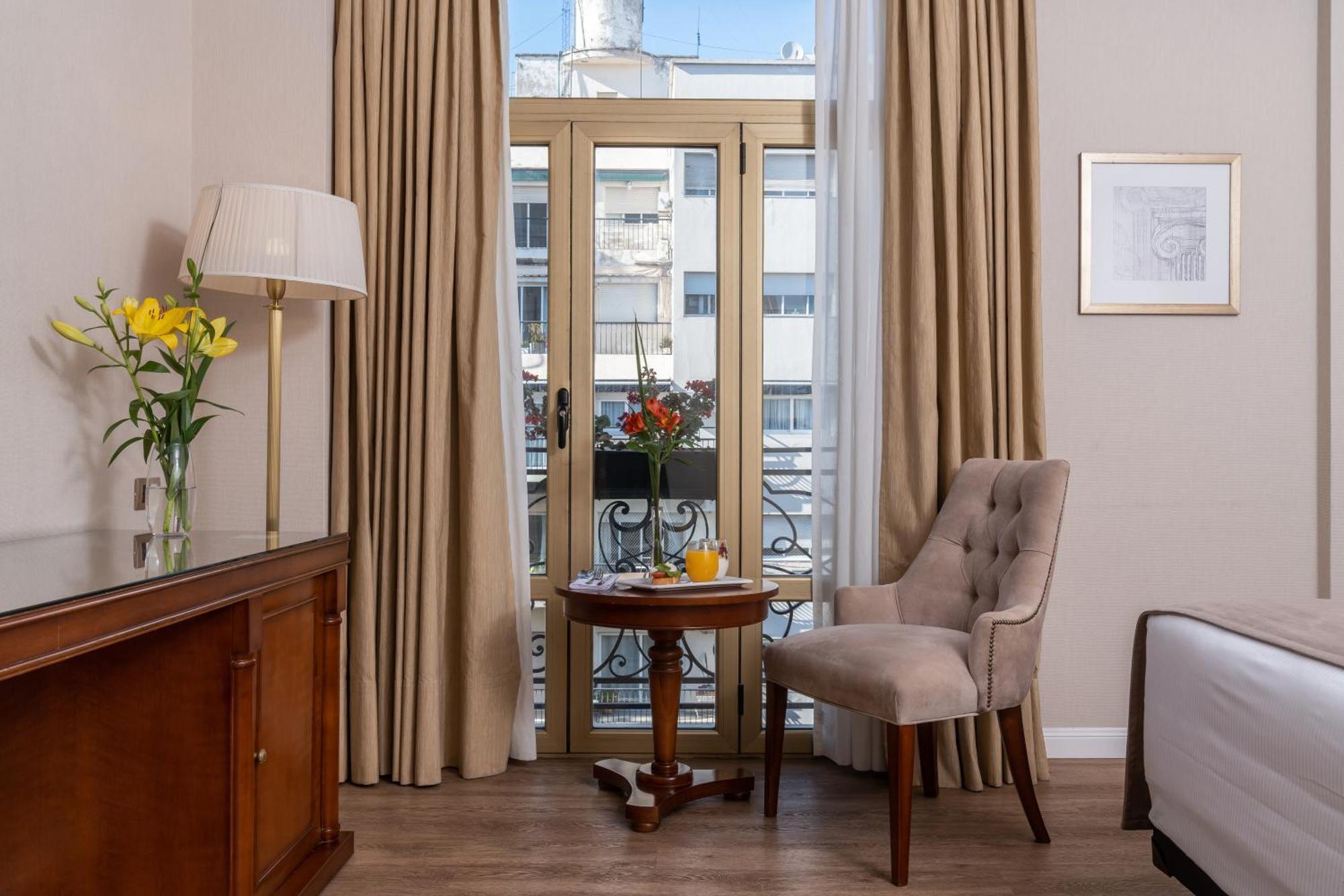 Hotel Intersur Recoleta บัวโนสไอเรส ภายนอก รูปภาพ